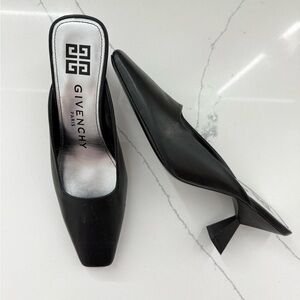 GIVENCHY LEATHER MULES